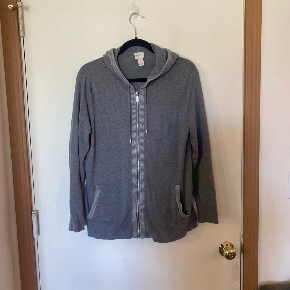 Chicos’s Zenergy size 1 cotton/cashmere/nylon/spandex hooded zip up